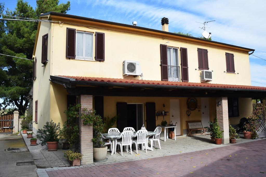 Agriturismo Al Rifugio Divino Belvedere Ostrense Zewnętrze zdjęcie