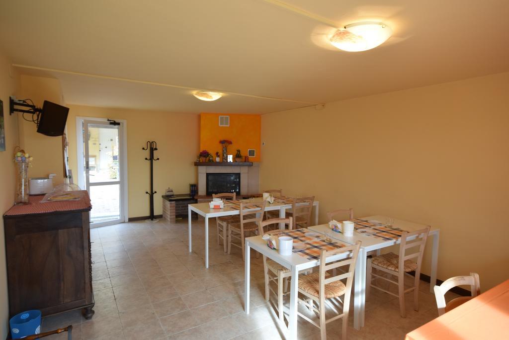 Agriturismo Al Rifugio Divino Belvedere Ostrense Zewnętrze zdjęcie